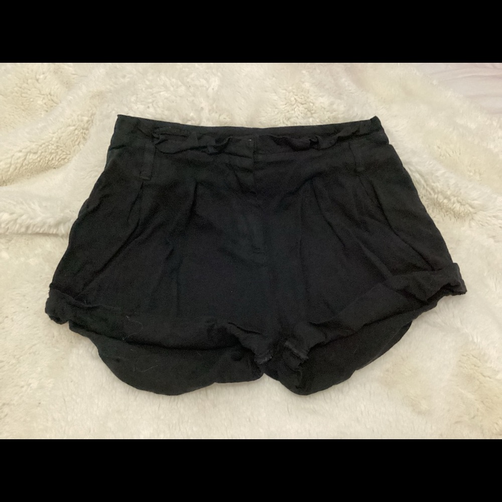 Abercrombie & Fitch - Black Paper Bag Shorts - Size 4